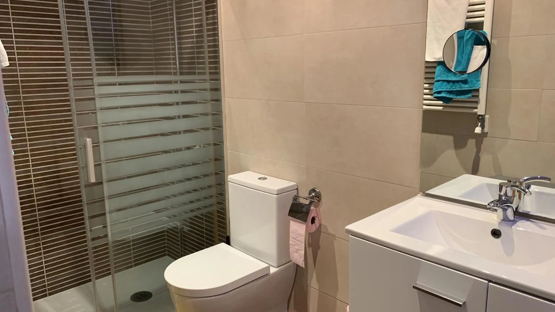 Your Pet-Friendly Home In Sant Pol سان بول ذي مار بيت للعطل