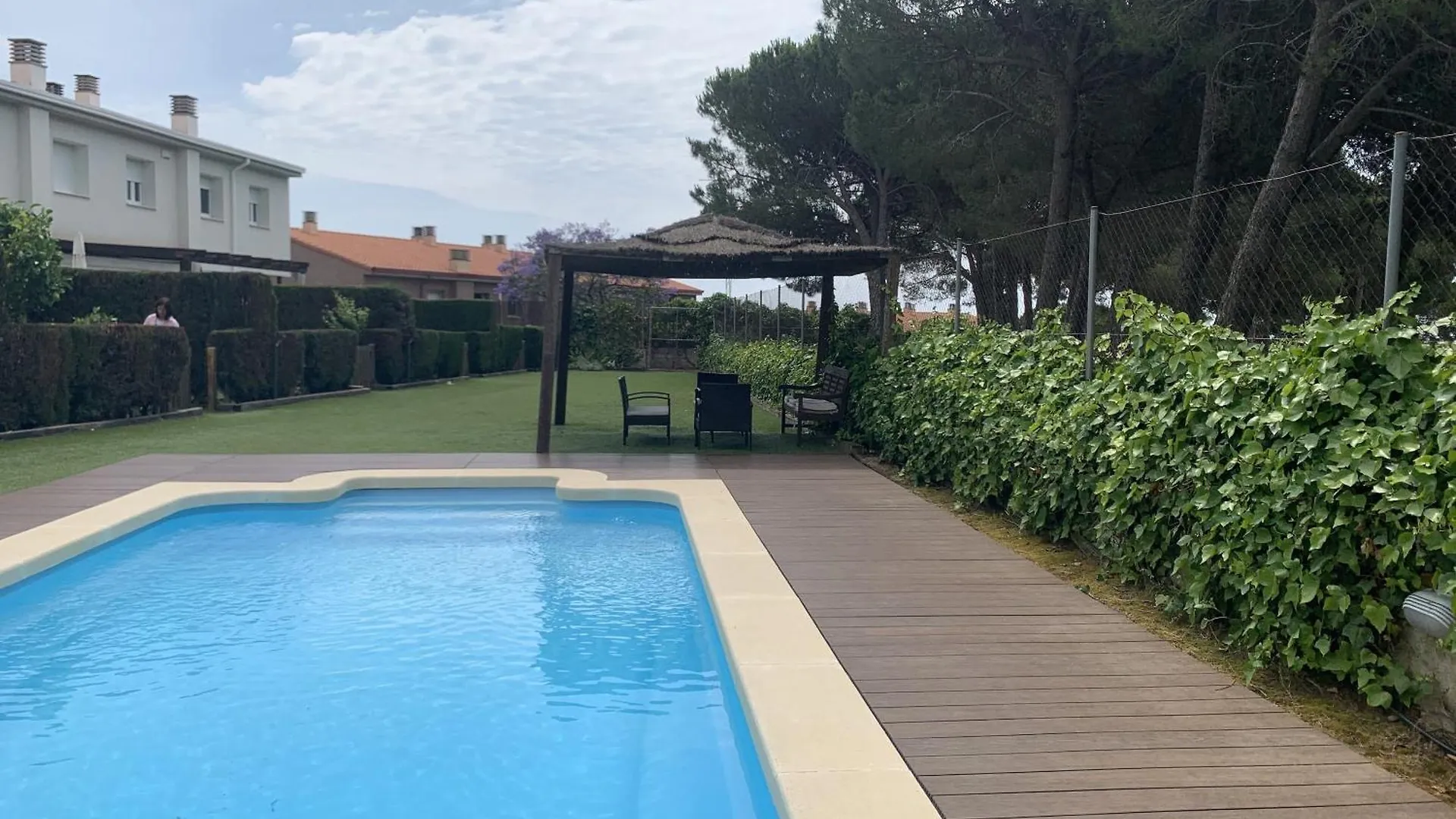 بيت للعطل Your Pet-Friendly Home In Sant Pol سان بول ذي مار